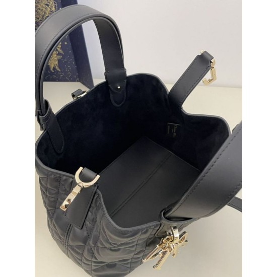 Super Clone Replica Dior Toujours Mini Tote Bag in Black Macrocannage Top Replica Dior Toujours Mini Tote Bag in Black Macrocannage