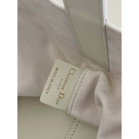 Super Clone Replica Dior Toujours Mini Tote Bag in White Macrocannage Top Replica Dior Toujours Mini Tote Bag in White Macrocannage