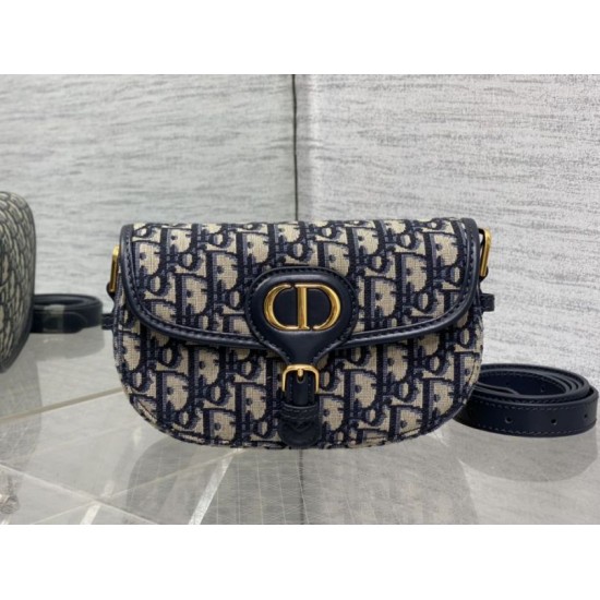 Top Replica Medium East-West Dior Oblique jacquard bag in black
