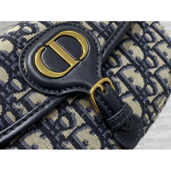 Top Replica Medium East-West Dior Oblique jacquard bag in black