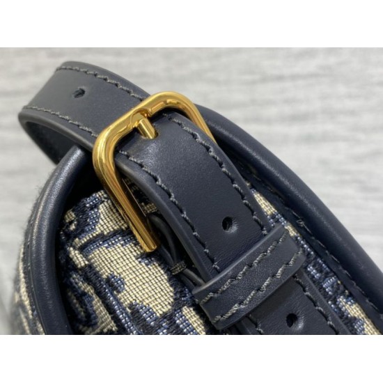 Top Replica Medium East-West Dior Oblique jacquard bag in black