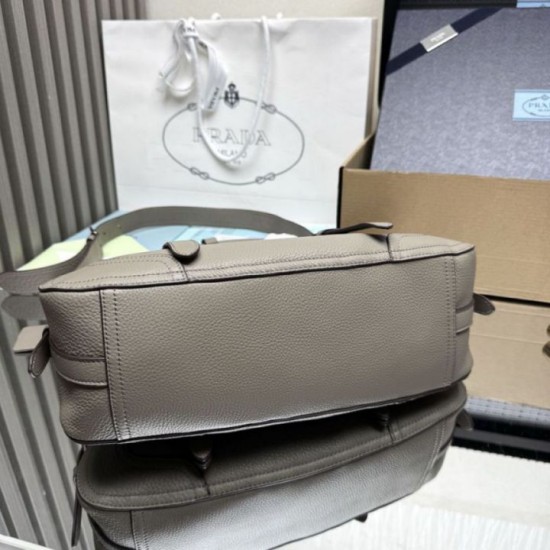 Super Clone Replica Tote/Shopping Bag Prada Large 1BG604 Gray Top Replica Tote/Shopping Bag Prada Large 1BG604 Gray