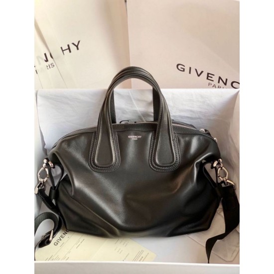 Top Replica Givenchy Nightingale bag in black