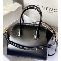 Top Replica Givenchy Antigona Mini tote bag in black leather