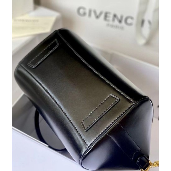Top Replica Givenchy Antigona Mini tote bag in black leather