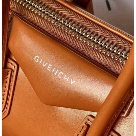 Top Replica Givenchy Antigona Mini tote bag in brown leather