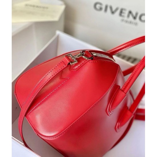 Top Replica Givenchy Antigona Mini tote bag in red leather