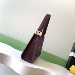 Top Replica Chanel 26X AS6045 hobo bag in burgundy