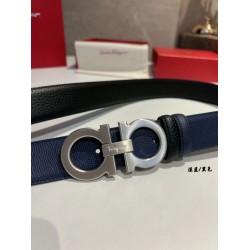 Top Replica Salvatore Ferragamo Men's 3.5 cm Reversible Belt with Silver Metal Clip (Black/Blue)