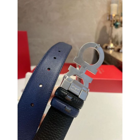 Top Replica Salvatore Ferragamo Men's 3.5 cm Reversible Belt with Silver Metal Clip (Black/Blue)