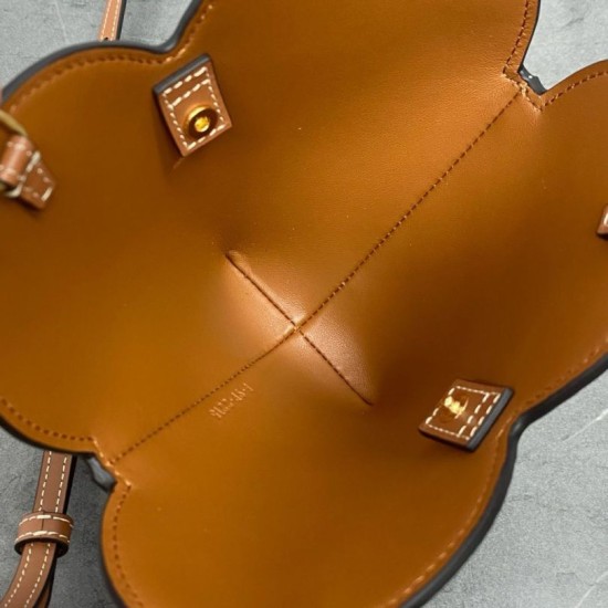 Top Replica Celine Teen Coeur Triomphe Bag