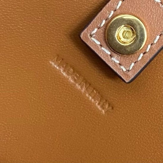 Top Replica Celine Teen Coeur Triomphe Bag