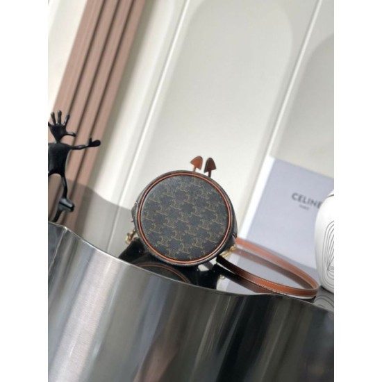 Super Clone Replica Celine Clara Triomphe Bucket Bag Top Replica Celine Clara Triomphe Bucket Bag