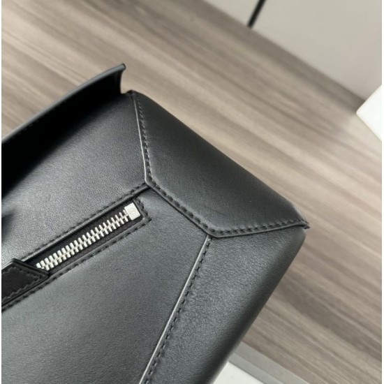 Super Clone Replica Loewe Classic Small Puzzle Edge Bum Bag in Black Top Replica Loewe Classic Small Puzzle Edge Bum Bag in Black