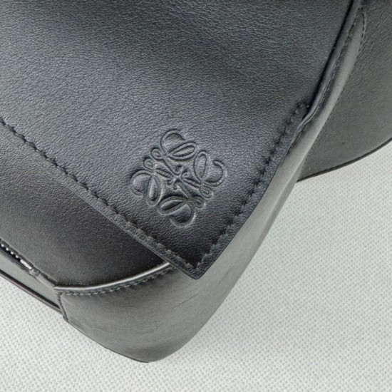 Super Clone Replica Loewe Classic Small Puzzle Edge Bum Bag in Black Top Replica Loewe Classic Small Puzzle Edge Bum Bag in Black
