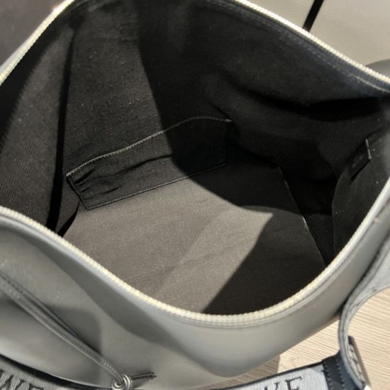 Super Clone Replica Loewe Small Cubi Crossbody Bag in Black Top Replica Loewe Small Cubi Crossbody Bag in Black