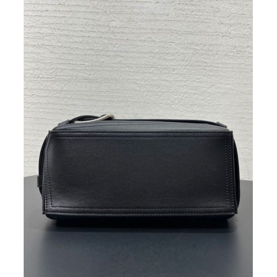 Super Clone Replica Loewe Large Puzzle Biker Bag in Black Top Replica Loewe Large Puzzle Biker Bag in Black