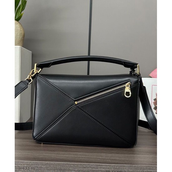 Super Clone Replica Loewe Featherlight Puzzle Small Bag in Black Top Replica Loewe Featherlight Puzzle Small Bag in Black