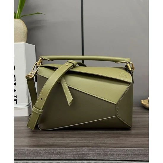 Super Clone Replica Loewe Classic Vintage Puzzle Edge Small Bag in Green Top Replica Loewe Classic Vintage Puzzle Edge Small Bag in Green