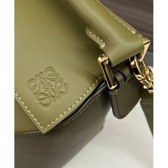 Super Clone Replica Loewe Classic Vintage Puzzle Edge Small Bag in Green Top Replica Loewe Classic Vintage Puzzle Edge Small Bag in Green