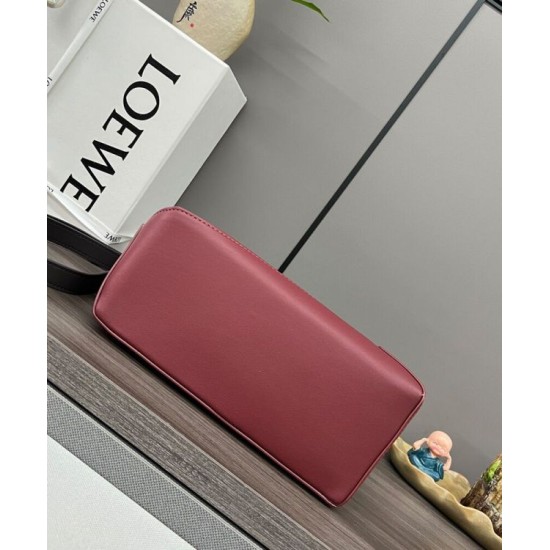 Super Clone Replica Loewe Classic Two-Tone Puzzle Edge Small Bag in Black/Red Top Replica Loewe Classic Two-Tone Puzzle Edge Small Bag in Black/Red
