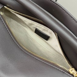Super Clone Replica Loewe Classic Two-Tone Puzzle Edge Small Bag in Black/Red Top Replica Loewe Classic Two-Tone Puzzle Edge Small Bag in Black/Red
