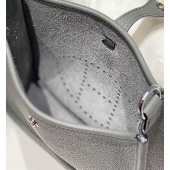 Top Replica Hermes Evelyne III TPM Gray Clemence Bag