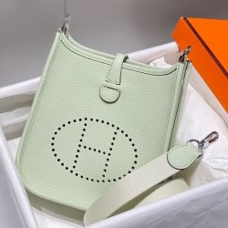 Top Replica Hermes Evelyne III TPM Bag in Clemence Green