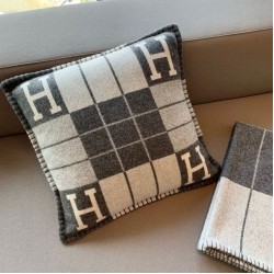 Super Clone Replica Hermes Avalon III Small Pillow Gray Top Replica Hermes Avalon III Small Pillow Gray