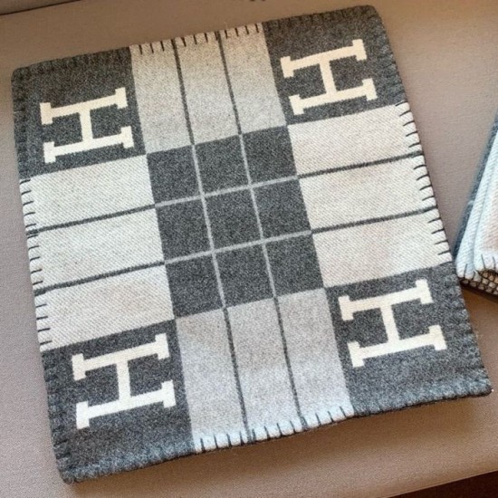 Top Replica Hermes Avalon III Small Pillow Gray