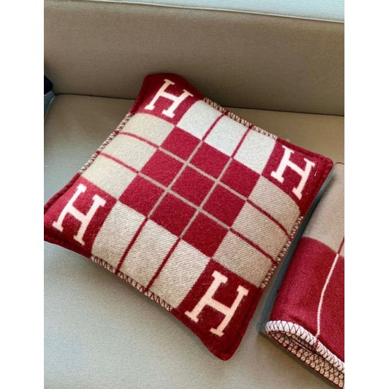 Top Replica Hermes Avalon III Small Pillow Red