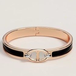 Super Clone Replica Hermes Mini Clic Anchor Chain Bracelet Black Top Replica Hermes Mini Clic Anchor Chain Bracelet Black