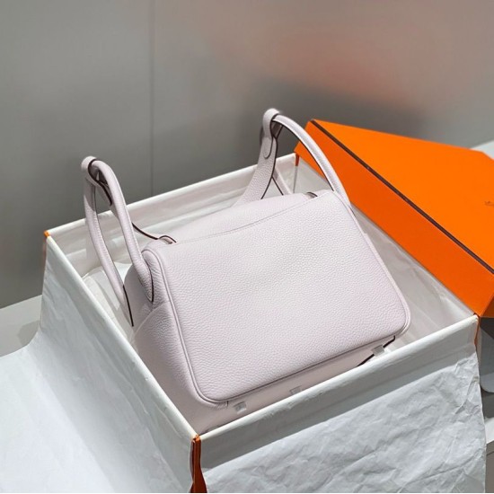 Super Clone Replica Hermes Lindy 26 cm bag, Light purple with gold-tone hardware Top Replica Hermes Lindy 26 cm bag, Light purple with gold-tone hardware