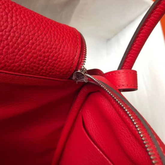 Super Clone Replica Hermes Lindy 26 cm bag, Red with gold-tone hardware Top Replica Hermes Lindy 26 cm bag, Red with gold-tone hardware