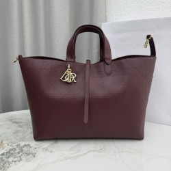 Top Replica Dior Toujours Medium/Large Macrocannage Calfskin Bag, Burgundy