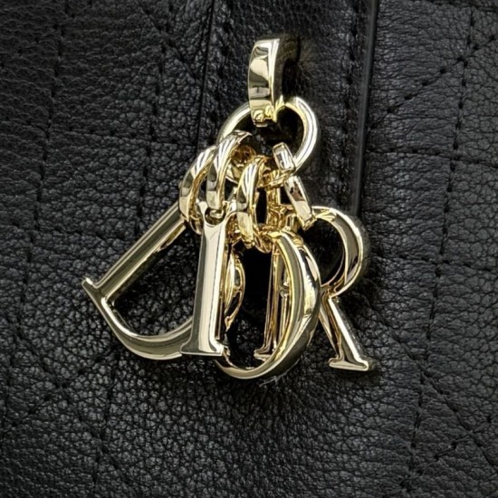 Super Clone Replica Dior Toujours Small Macrocannage Calfskin Bag, Black Top Replica Dior Toujours Small Macrocannage Calfskin Bag, Black