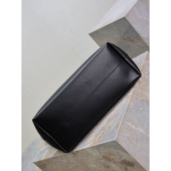 Super Clone Replica YSL Saint Laurent Bold hobo bag in smooth leather, black Top Replica YSL Saint Laurent Bold hobo bag in smooth leather, black
