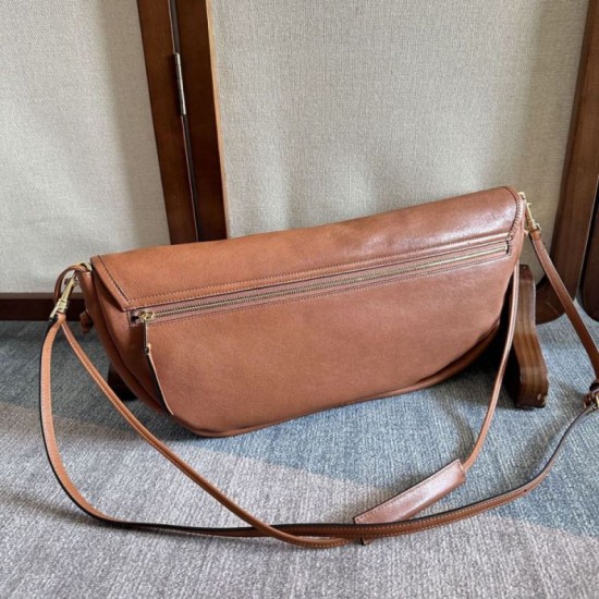 Super Clone Replica Celine Halfmoon Soft Triomphe bag in soft, shiny lambskin, brown Top Replica Celine Halfmoon Soft Triomphe bag in soft, shiny lambskin, brown