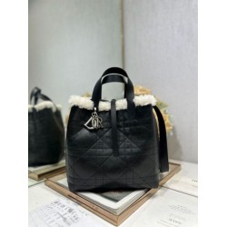 Top Replica DiorAlps small/medium tote bag in Dior Toujours Vertical with macrocannage stitching and black wool trim