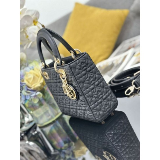 Super Clone Replica Dior Cannage Lucky Star Studded Mini Lady Dior Bag with D.I.O.R. Charms Black Top Replica Dior Cannage Lucky Star Studded Mini Lady Dior Bag with D.I.O.R. Charms Black