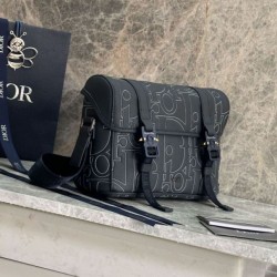 Top Replica Dior Hit The Road Dior Gravity Shoulder Bag in Navy Blue