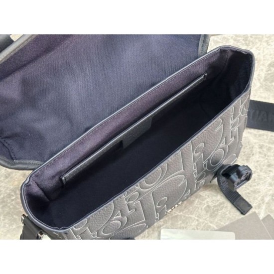 Super Clone Replica Dior Hit The Road Dior Gravity Shoulder Bag in Navy Blue Top Replica Dior Hit The Road Dior Gravity Shoulder Bag in Navy Blue