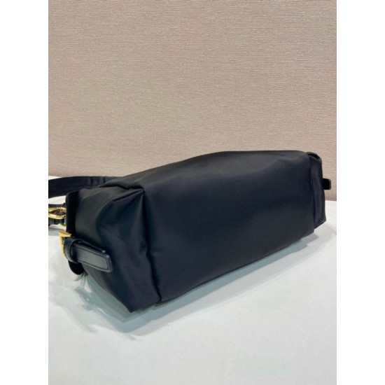Super Clone Replica Prada Explore Large Re-Nylon Shoulder Bag 1BC264 Black Top Replica Prada Explore Large Re-Nylon Shoulder Bag 1BC264 Black