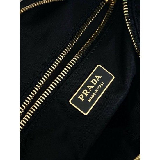 Super Clone Replica Prada Explore Large Re-Nylon Shoulder Bag 1BC264 Black Top Replica Prada Explore Large Re-Nylon Shoulder Bag 1BC264 Black