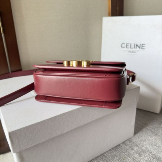 Top Replica Celine Teen Triomphe Bag in Red Calfskin
