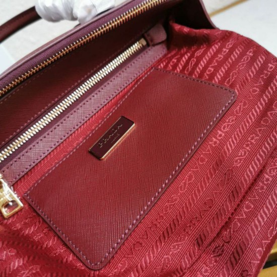Super Clone Replica Prada Galleria Saffiano handbag small/medium/large burgundy Top Replica Prada Galleria Saffiano handbag small/medium/large burgundy