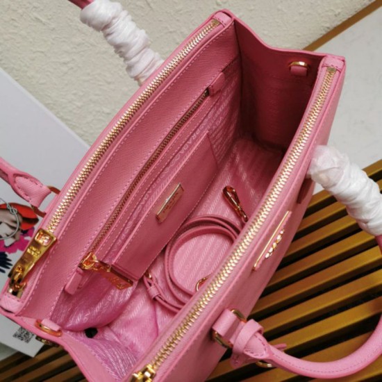 Super Clone Replica Prada Galleria Saffiano handbag small/medium/large red Top Replica Prada Galleria Saffiano handbag small/medium/large red
