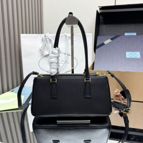 Super Clone Replica Prada Galleria Saffiano medium tote bag 1BA457 black Top Replica Prada Galleria Saffiano medium tote bag 1BA457 black