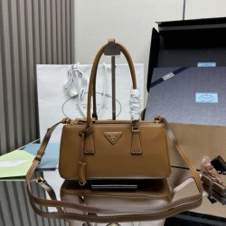 Top Replica Prada Galleria Saffiano medium tote bag 1BA457 brown