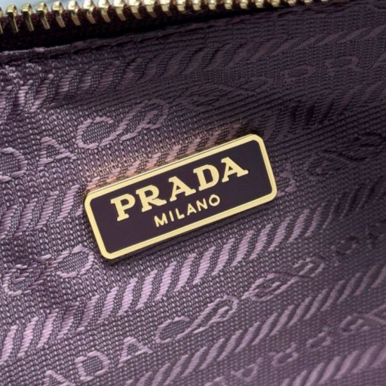 AAA Replica Prada Re-Edition 2005 Saffiano Handbag/Hobo Bag Burgundy 1:1 Replica Prada Re-Edition 2005 Saffiano Handbag/Hobo Bag Burgundy Knockoff